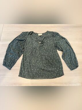 Universal Thread Green Floral Tie-Neck Peasant Blouse